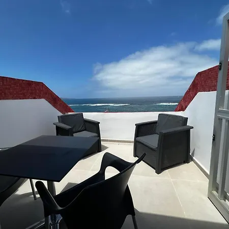 Seafront Canteras Terrace Lounge Apartment