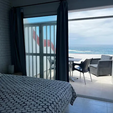 Seafront Canteras Terrace Lounge *